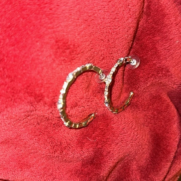 Vintage style link studded  hoops earrings - Picture 5 of 8